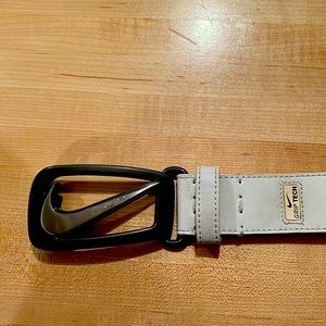 Nike belt